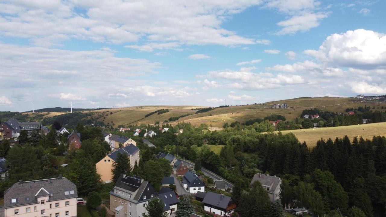 Ferienwohnungen Zauberberg, Schneehase & Glitzerhirsch Oberwiesenthal Εξωτερικό φωτογραφία